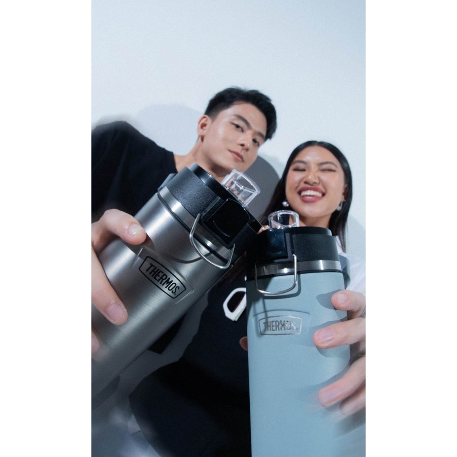 Thermos Icon Water Bottle With Spout